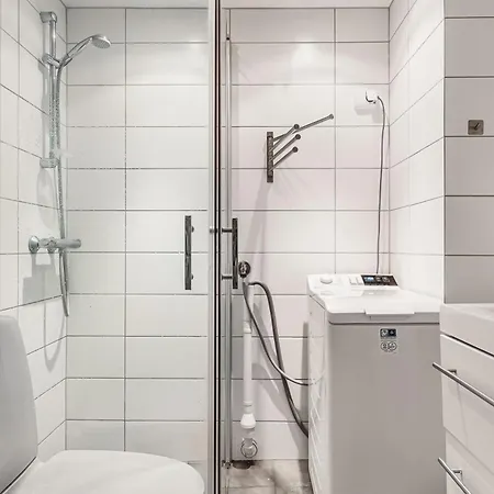 Dinbnb L Modern 3bedroom L Balcony L 2mins To Nygardsparken